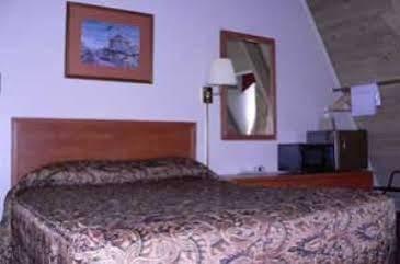 סוזאנוויל Budget Host Frontier Inn מראה חיצוני תמונה